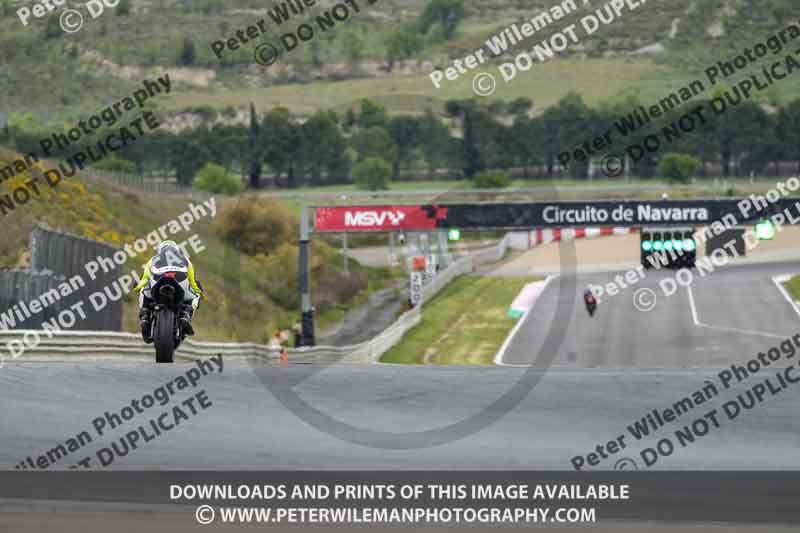 cadwell no limits trackday;cadwell park;cadwell park photographs;cadwell trackday photographs;enduro digital images;event digital images;eventdigitalimages;navarra;no limits trackdays;peter wileman photography;racing digital images;trackday digital images;trackday photos